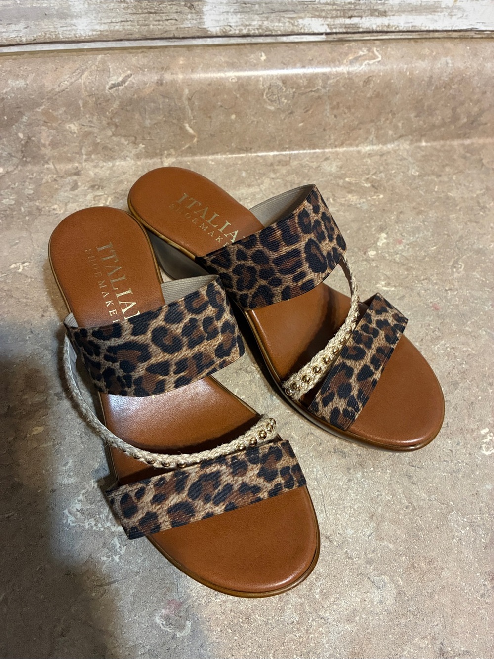 Italian Size 7 Leopard Print Braided Strap Slide Sandals in Brown